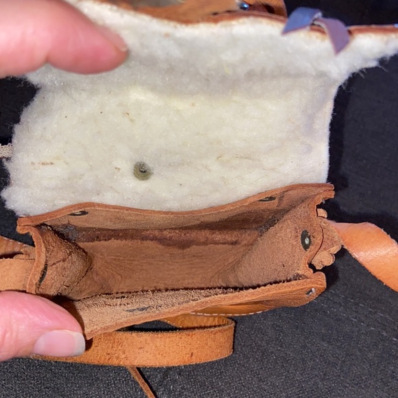 Vintage 1970’s  leather tooled saddle bag purse - Picture 5 of 8